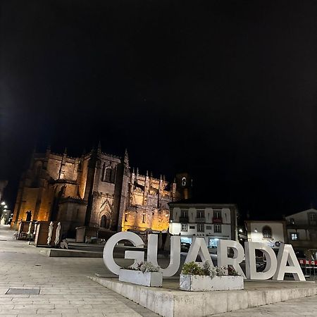 Serrano T1 Centro Da Cidade Guarda Ngoại thất bức ảnh